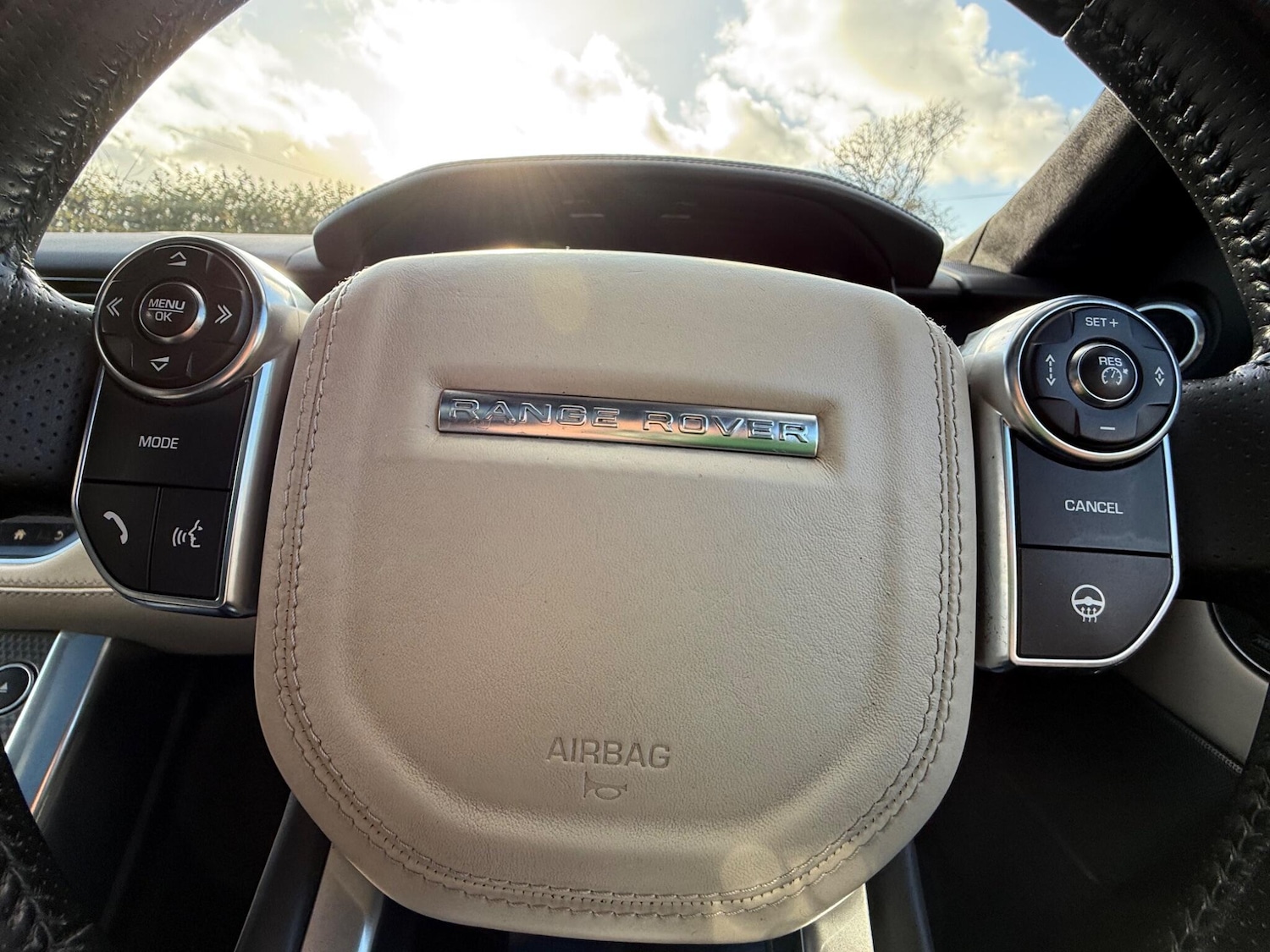 Used Land Rover Range Rover Sport 2017 for sale - 76432132: Photo 35