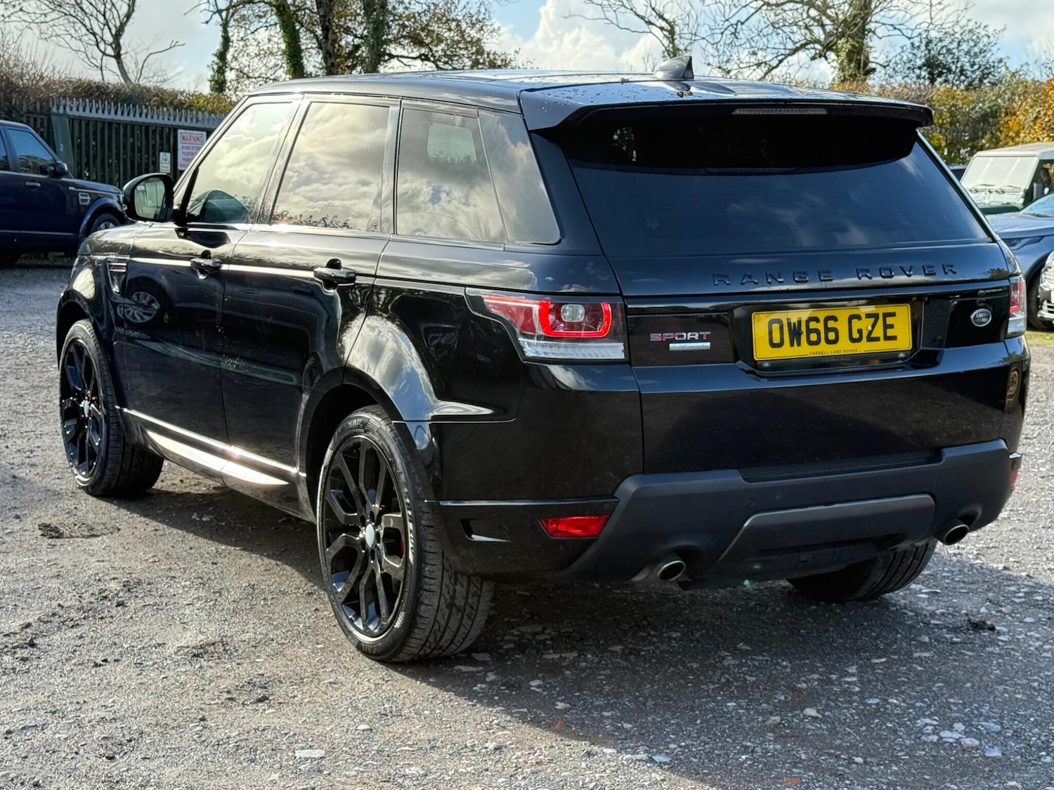 Used Land Rover Range Rover Sport 2017 for sale - 76432132: Photo 4