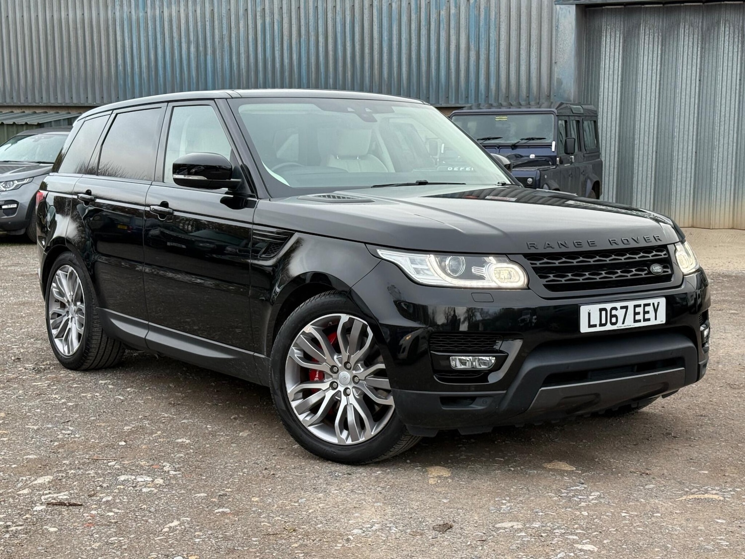 Used Land Rover Range Rover Sport 2017 for sale - 76612989: Photo 2