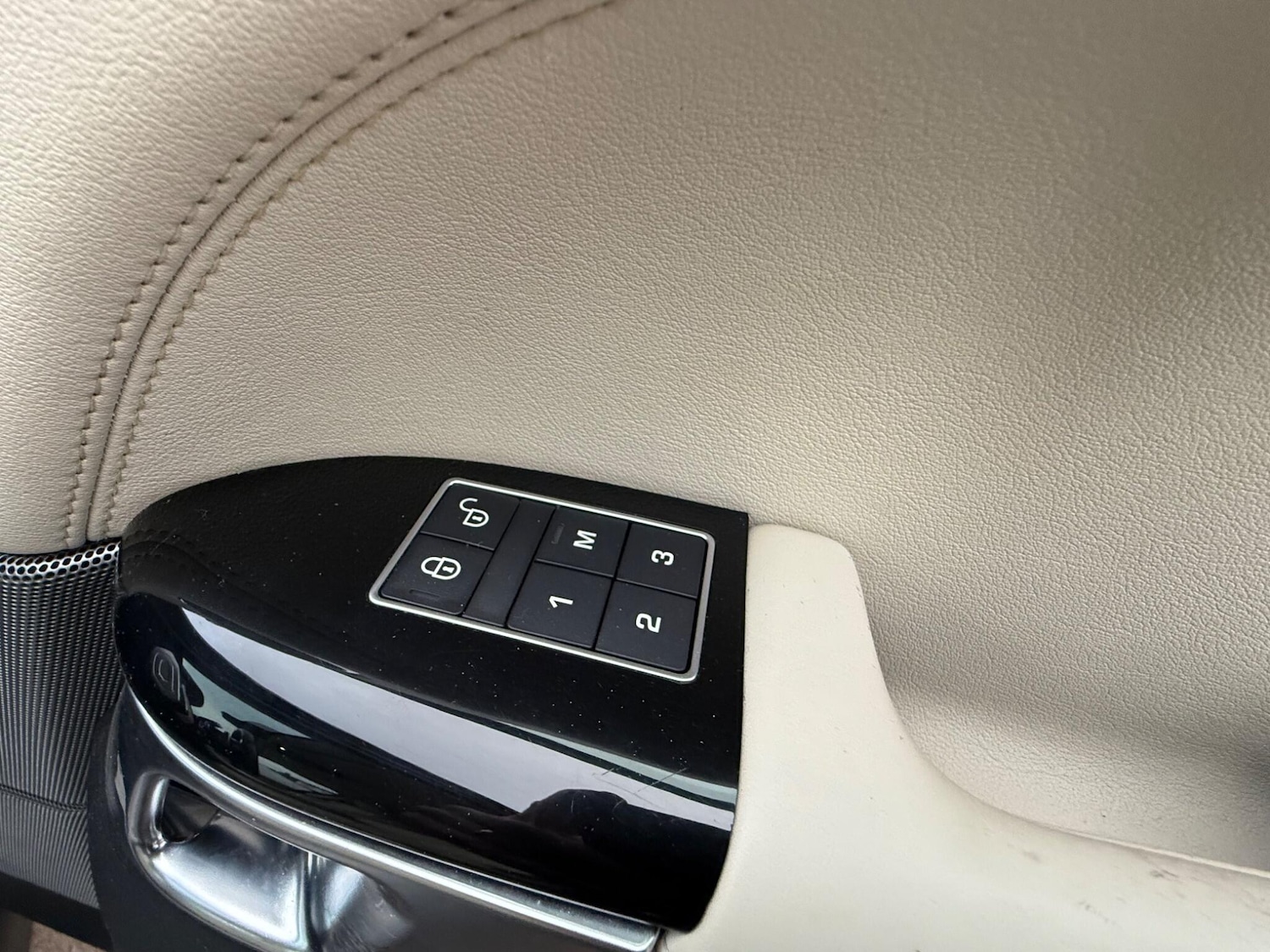 Used Land Rover Range Rover Sport 2017 for sale - 76612989: Photo 24