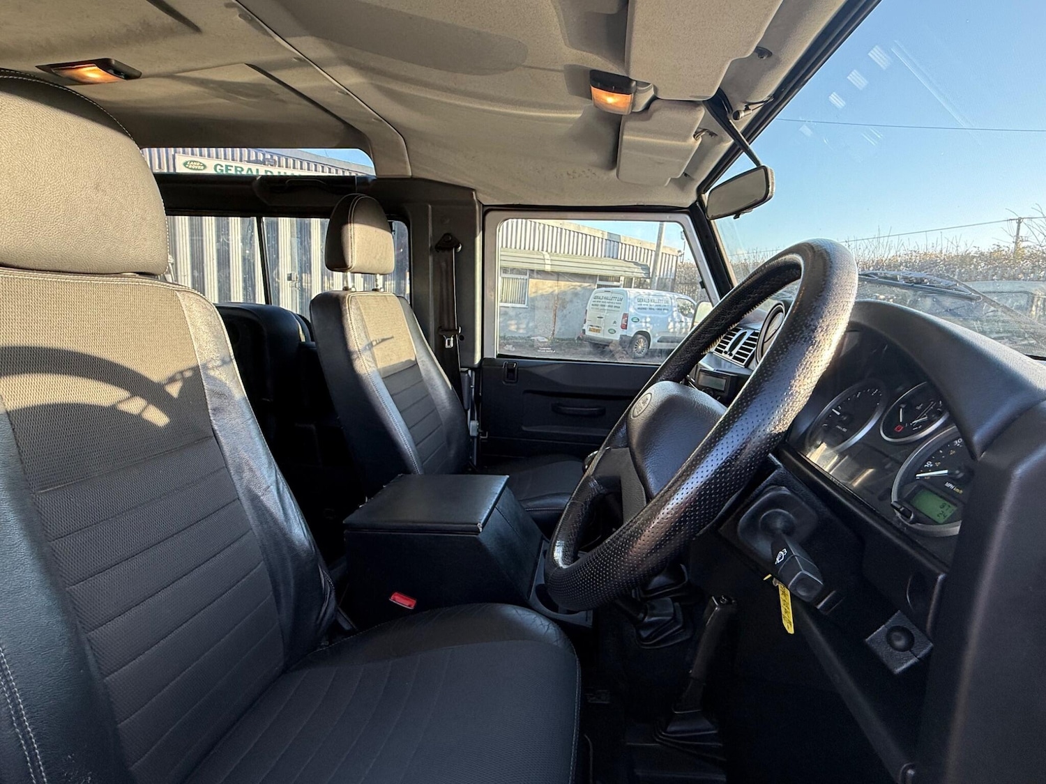 Used Land Rover Defender 90 2007 for sale - 76976382: Photo 13