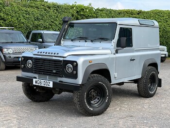 Used Land Rover Defender 90 2011 for sale - 78503775: Photo