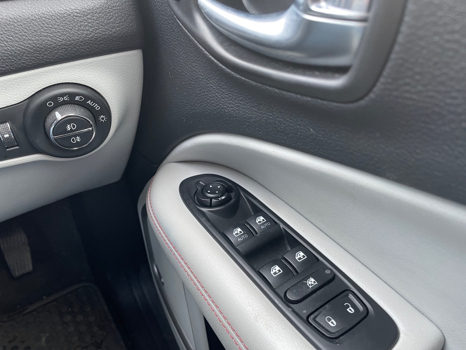 Used Jeep Compass 2018 for sale - 76777453: Photo 20