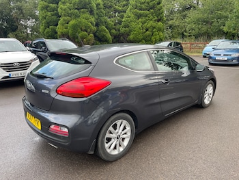 Used Kia Pro Ceed 2017 for sale - 75772712: Photo