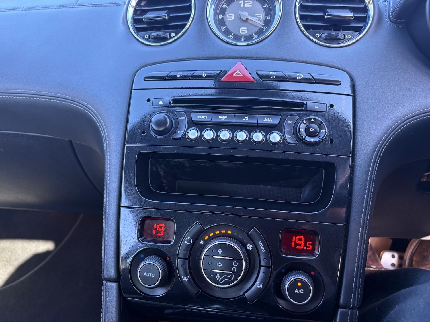 Used Peugeot RCZ 2012 for sale - 78117912: Photo 9