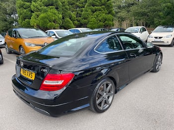 Used Mercedes-Benz C Class 2015 for sale - 79732164: Photo