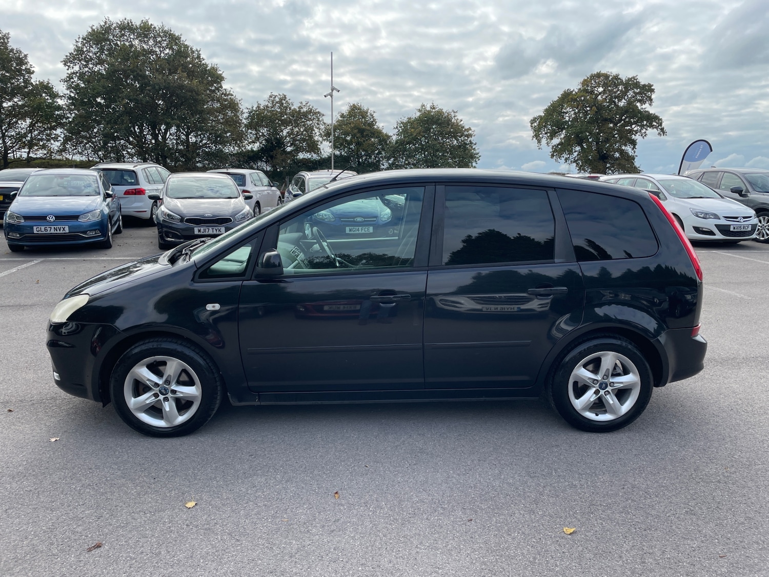 Used Ford C-Max 2010 for sale - 76299646: Photo 7