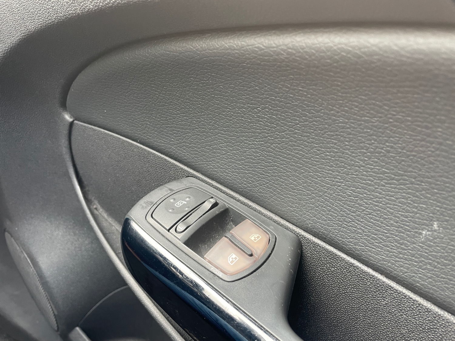 Used Vauxhall Corsa 2014 for sale - 77830531: Photo 16