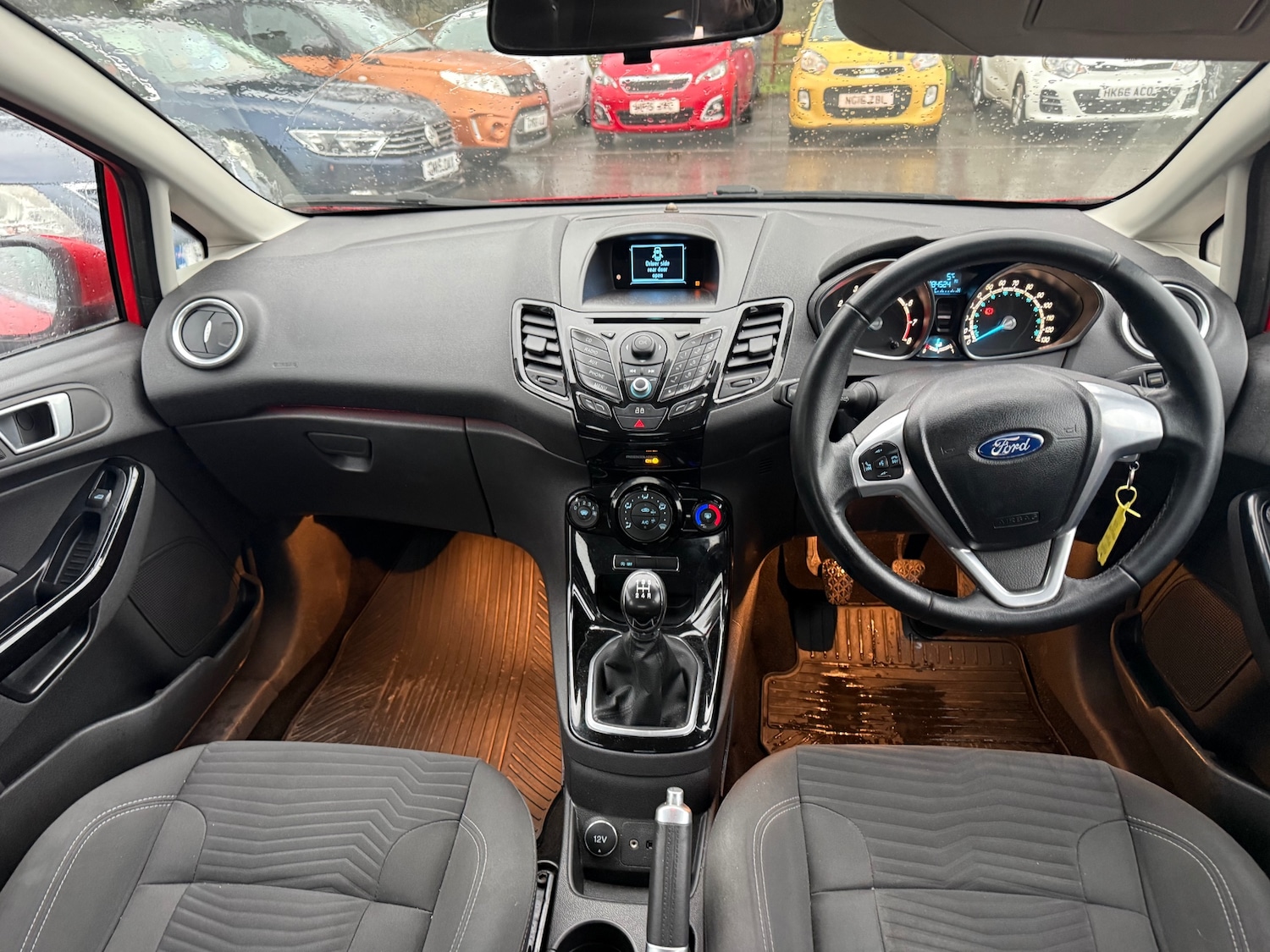 Used Ford Fiesta 2013 for sale - 77147960: Photo 11