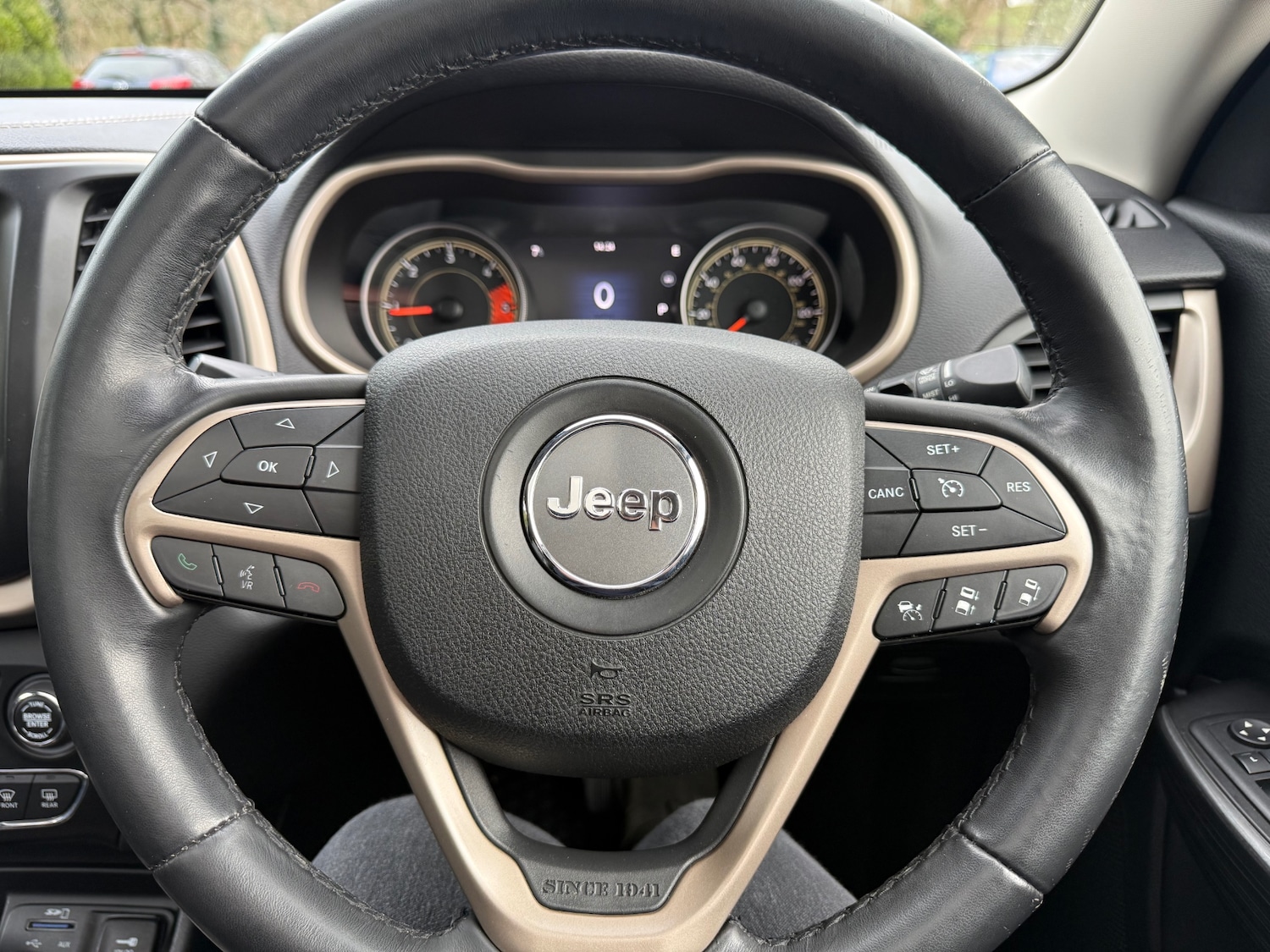 Used Jeep Cherokee 2014 for sale - 77324690: Photo 23