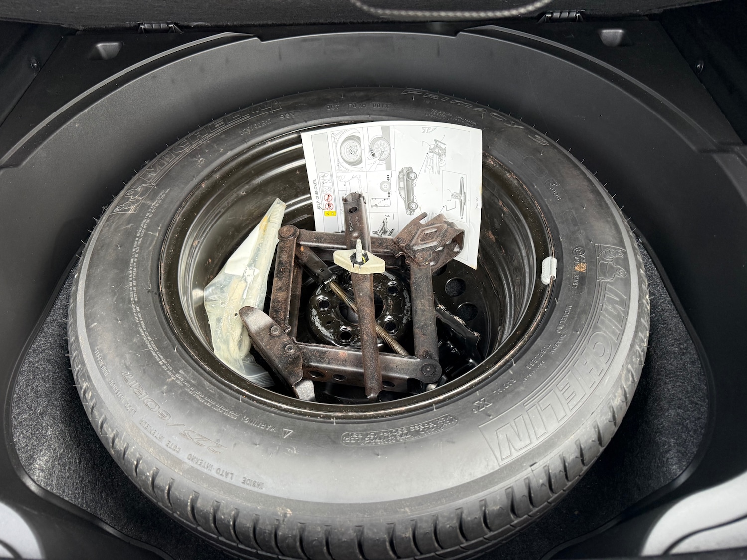 Used Jeep Cherokee 2014 for sale - 77324690: Photo 6