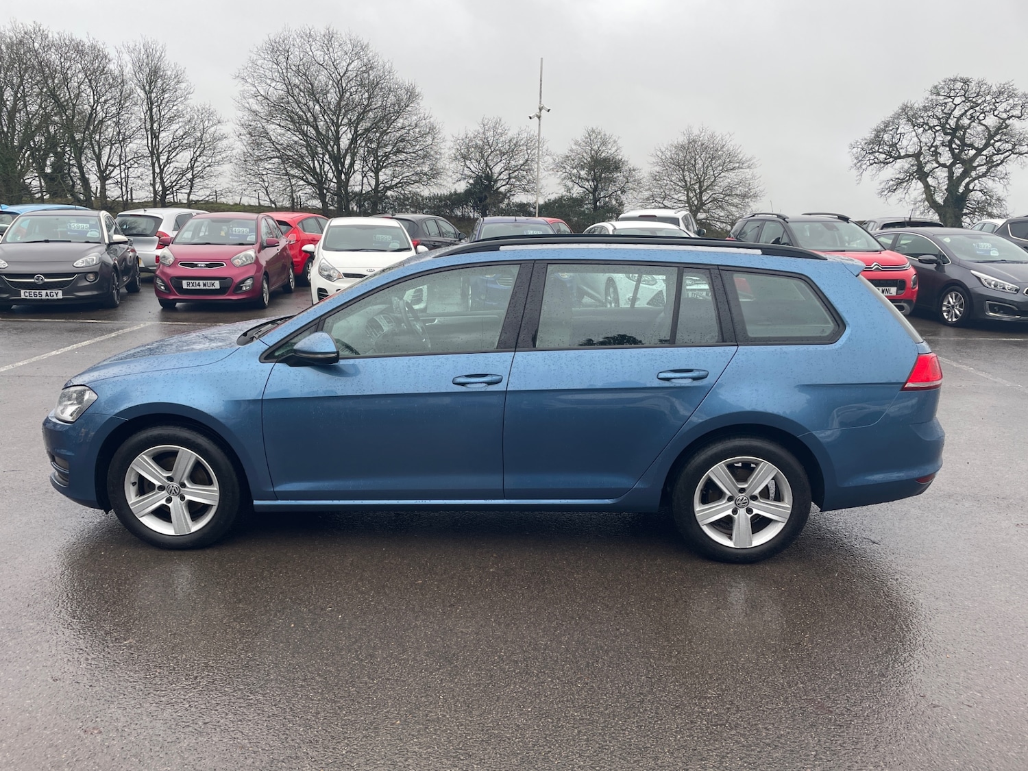 Used Volkswagen Golf 2017 for sale - 77168010: Photo 8