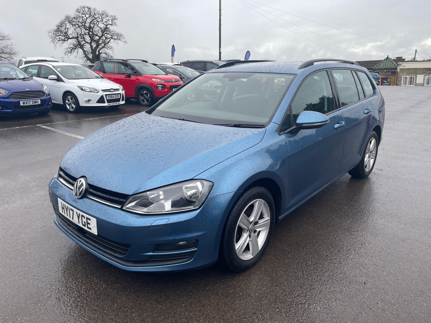 Used Volkswagen Golf 2017 for sale - 77168010: Photo 9