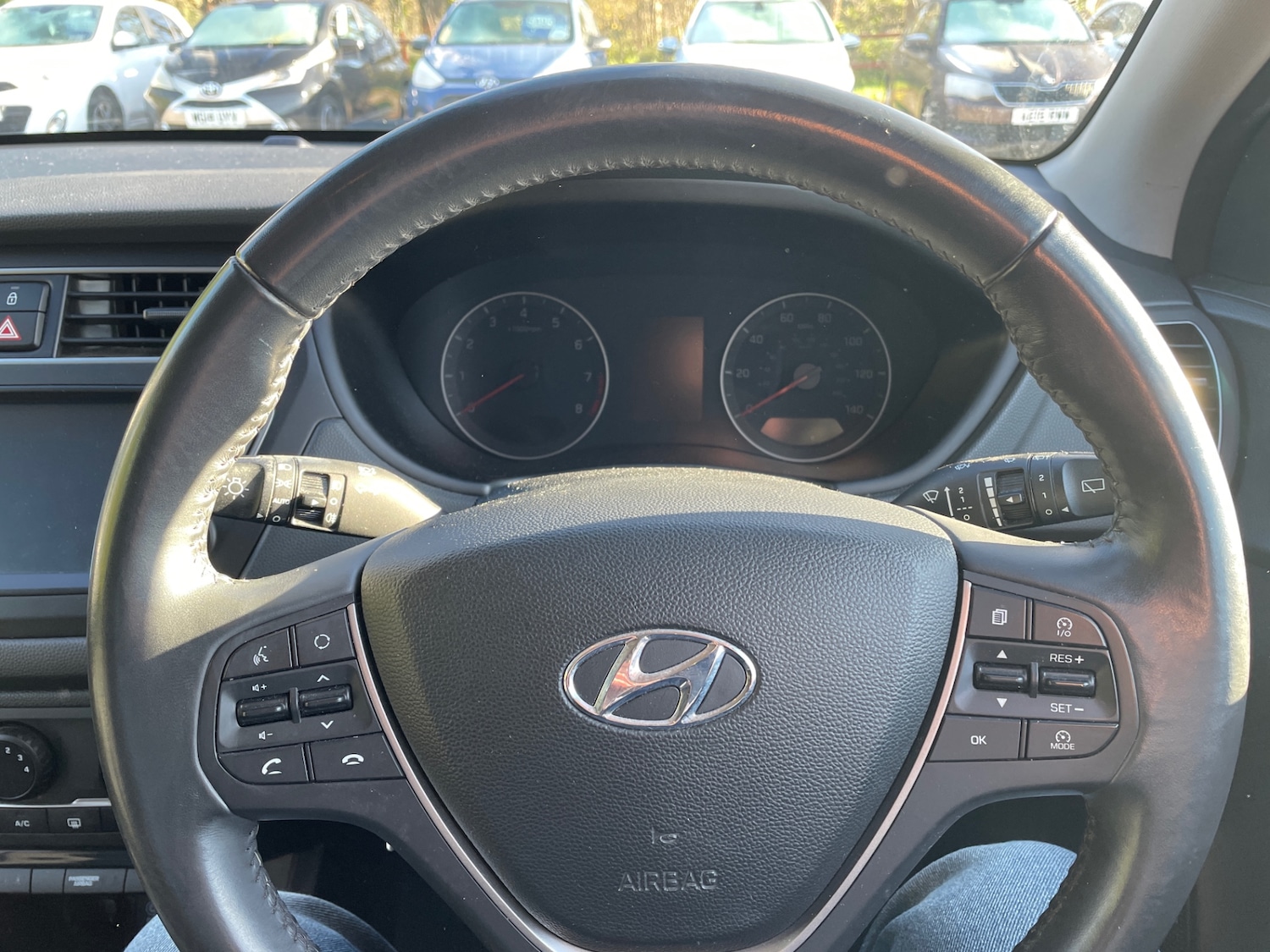 Used Hyundai i20 2020 for sale - 76638998: Photo 14