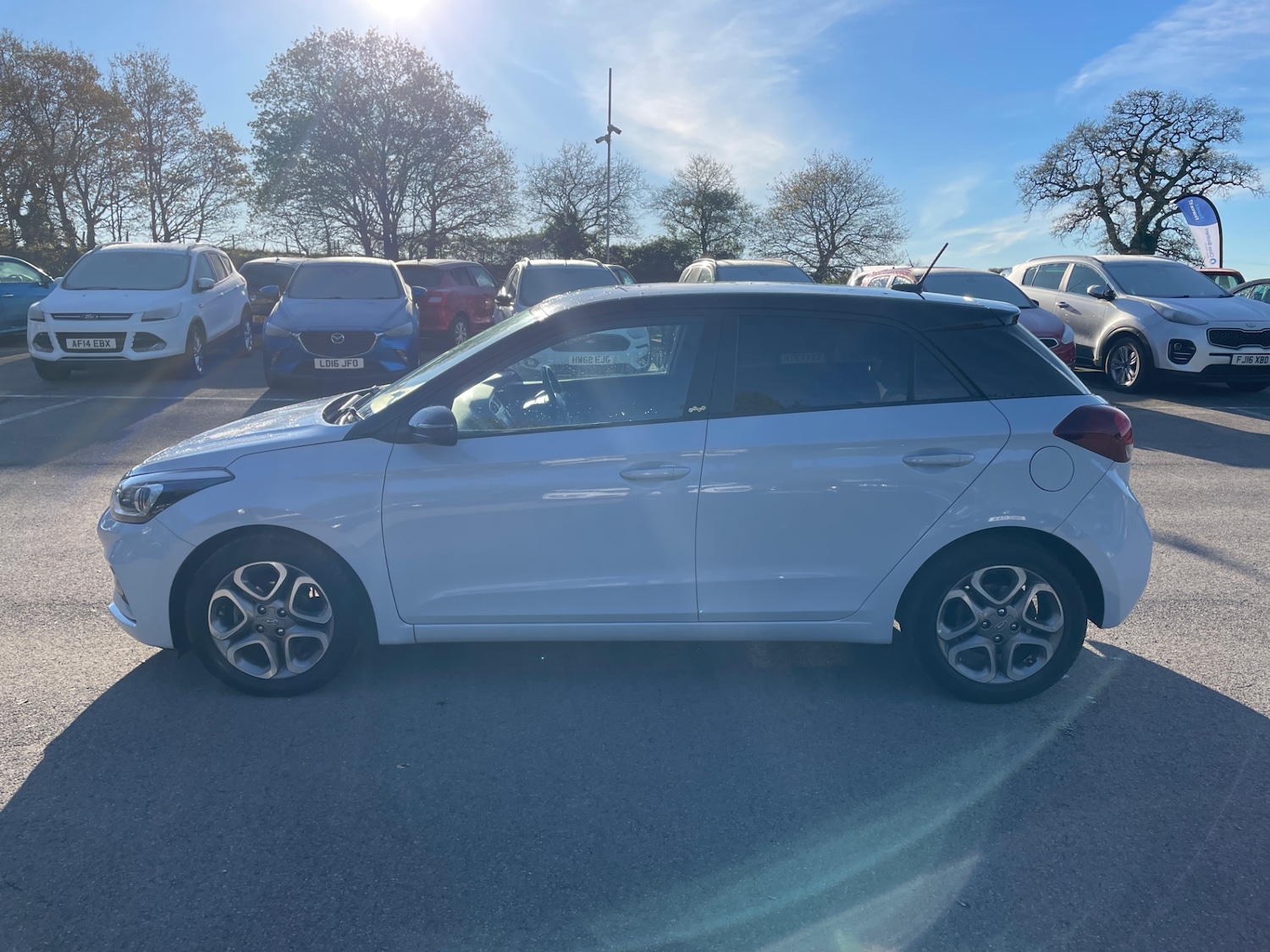 Used Hyundai i20 2020 for sale - 76638998: Photo 7