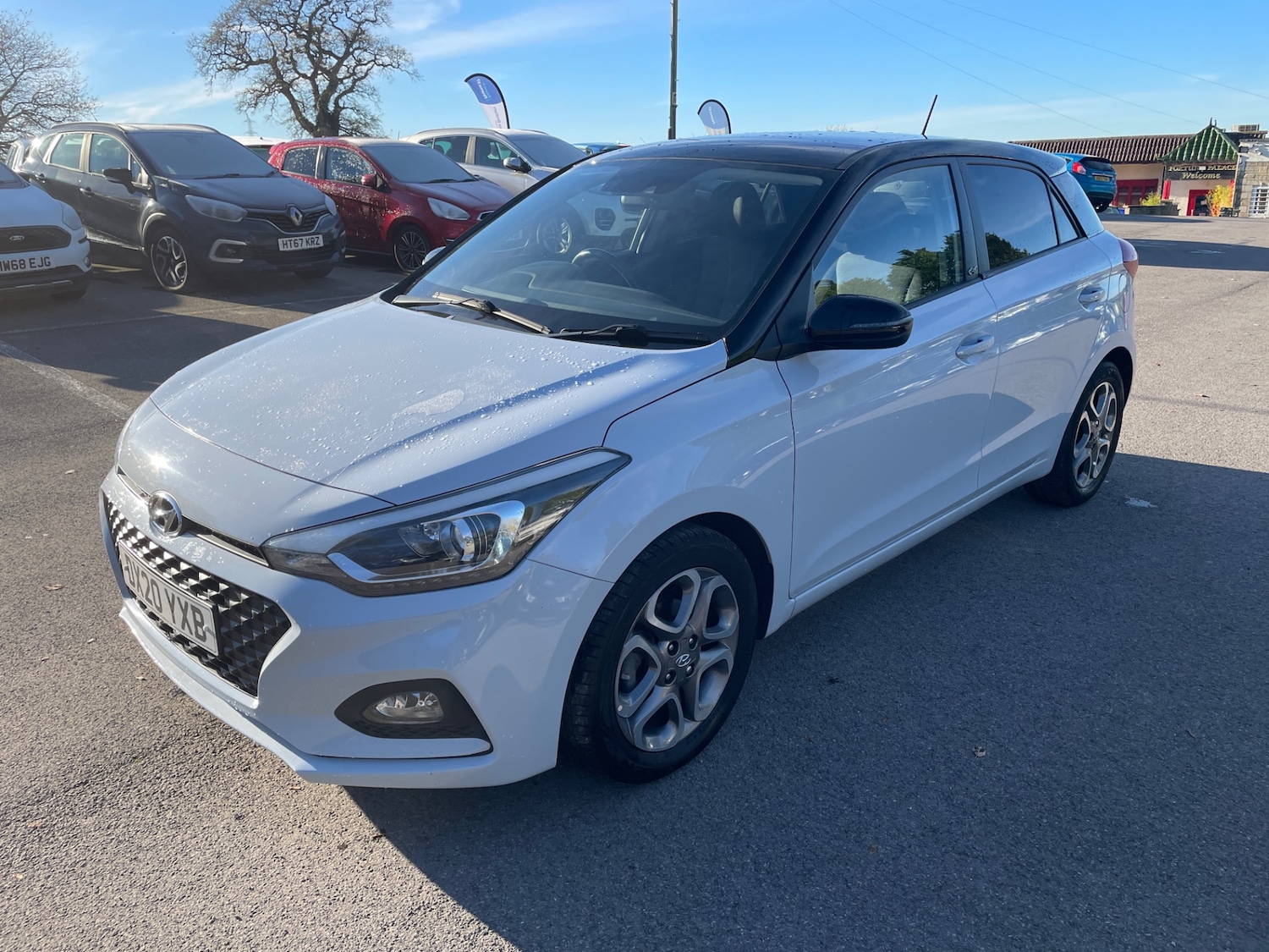 Used Hyundai i20 2020 for sale - 76638998: Photo 8