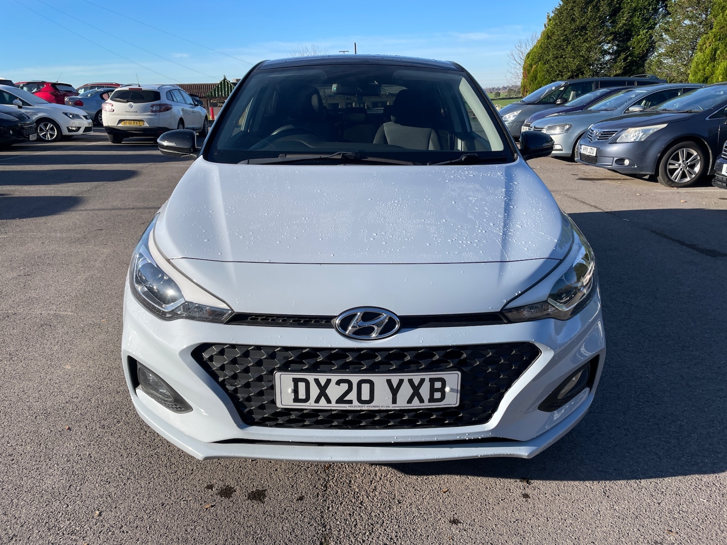 Used Hyundai i20 2020 for sale - 76638998: Photo 9
