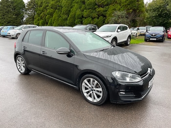 Volkswagen - Golf