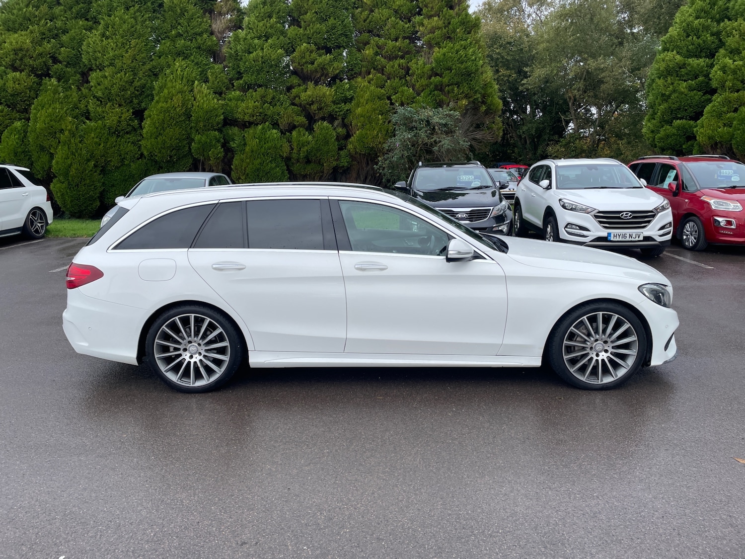 Used Mercedes-Benz C Class 2015 for sale - 76206723: Photo 2