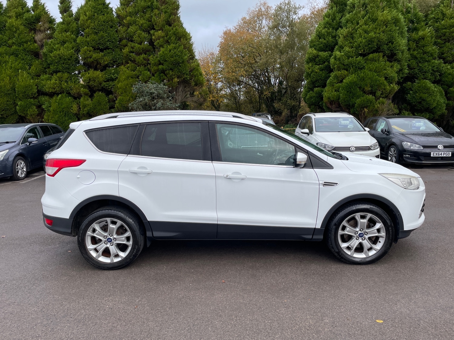 Used Ford Kuga 2014 for sale - 76504626: Photo 2