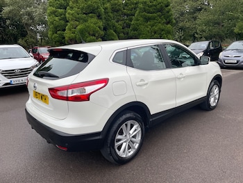 Used Nissan Qashqai 2017 for sale - 75982881: Photo