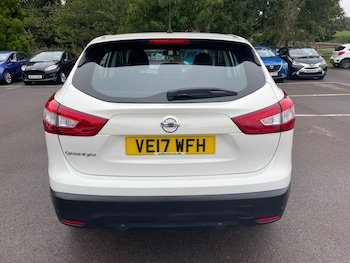 Used Nissan Qashqai 2017 for sale - 75982881: Photo