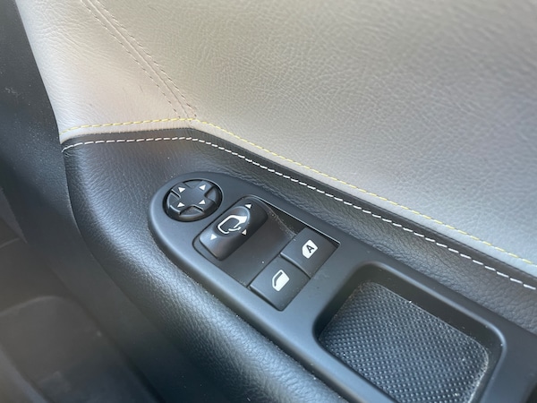 Used Peugeot 207 2014 for sale - 76170499: Photo 18