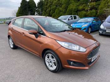 2013 (63) - 1.25 82 Zetec 5dr