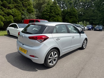 Used Hyundai i20 2015 for sale - 78883775: Photo