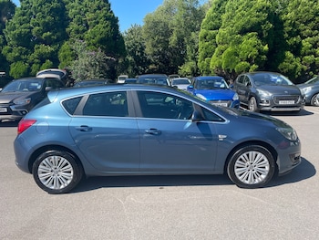 Used Vauxhall Astra 2014 for sale - 79101753: Photo