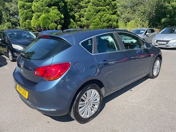 Used Vauxhall Astra 2014 for sale - 79101753: Photo