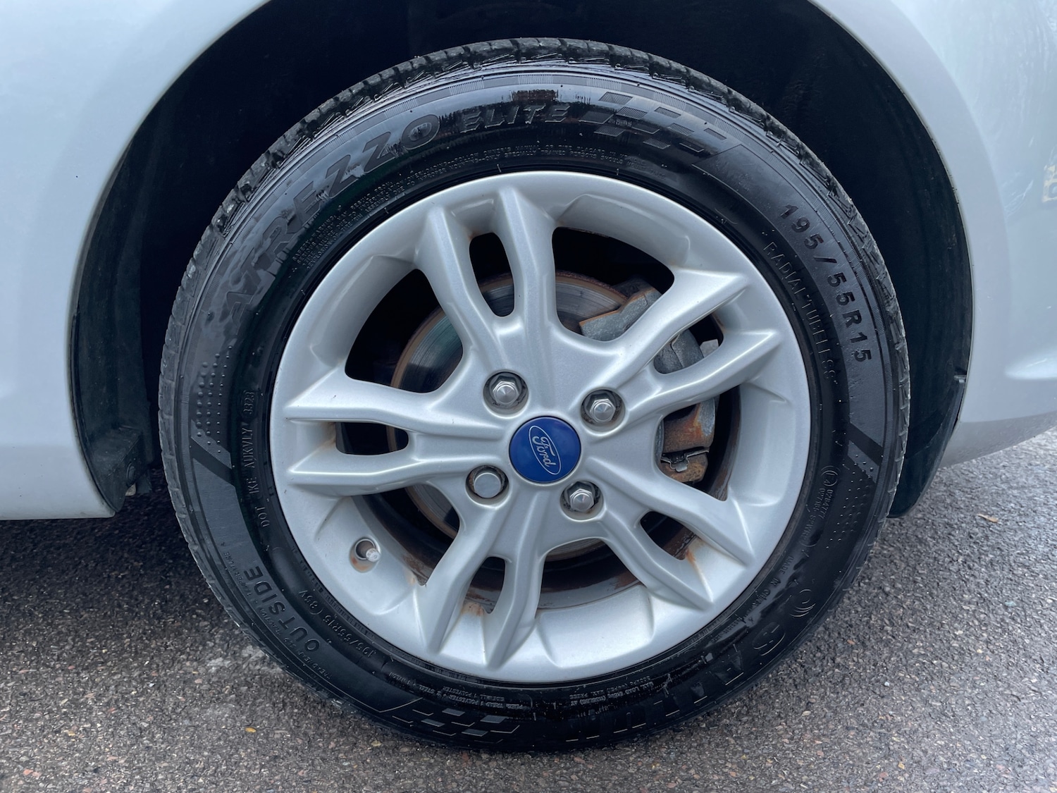 Used Ford Fiesta 2015 for sale - 76861908: Photo 11