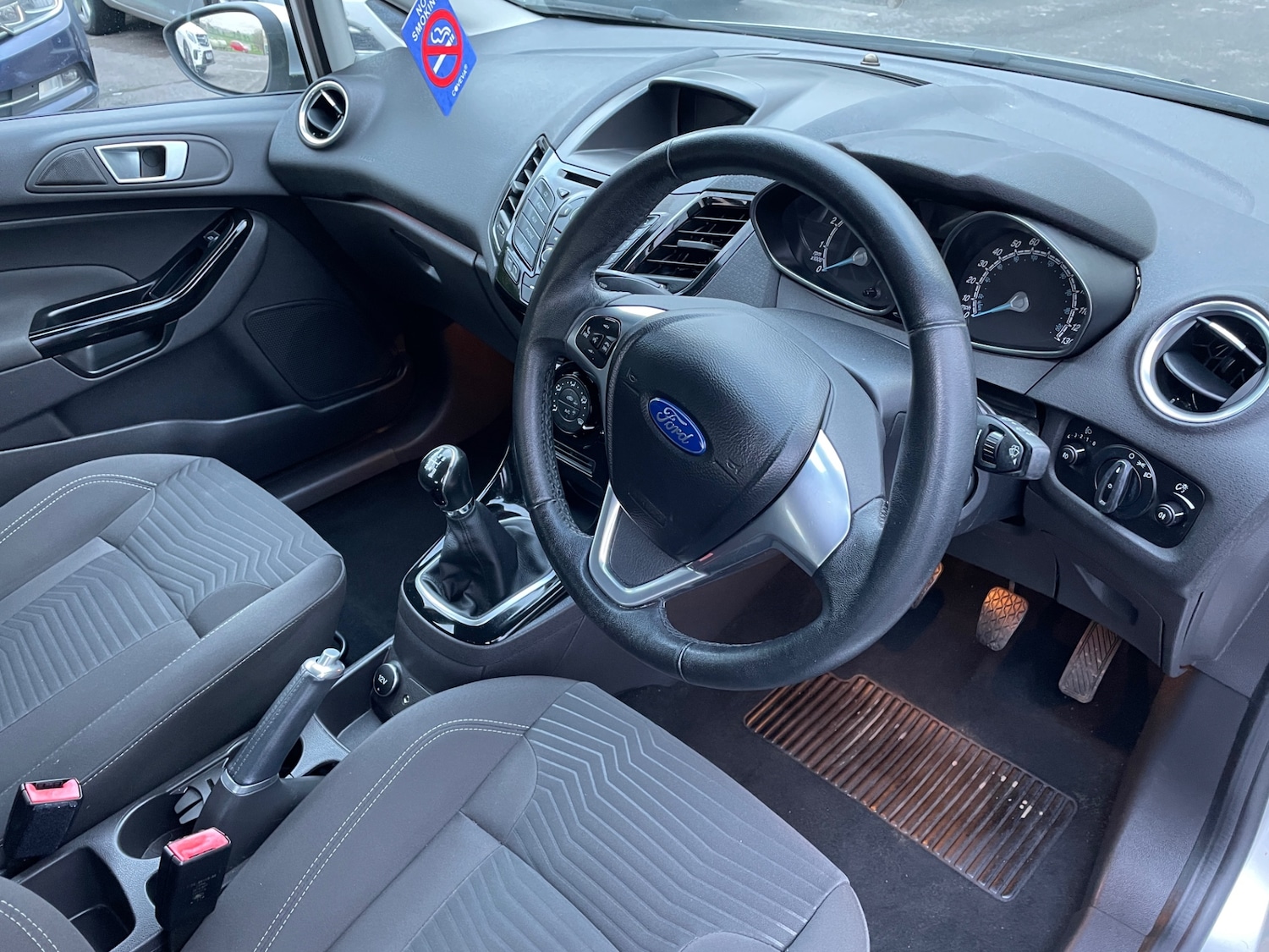 Used Ford Fiesta 2015 for sale - 76861908: Photo 13