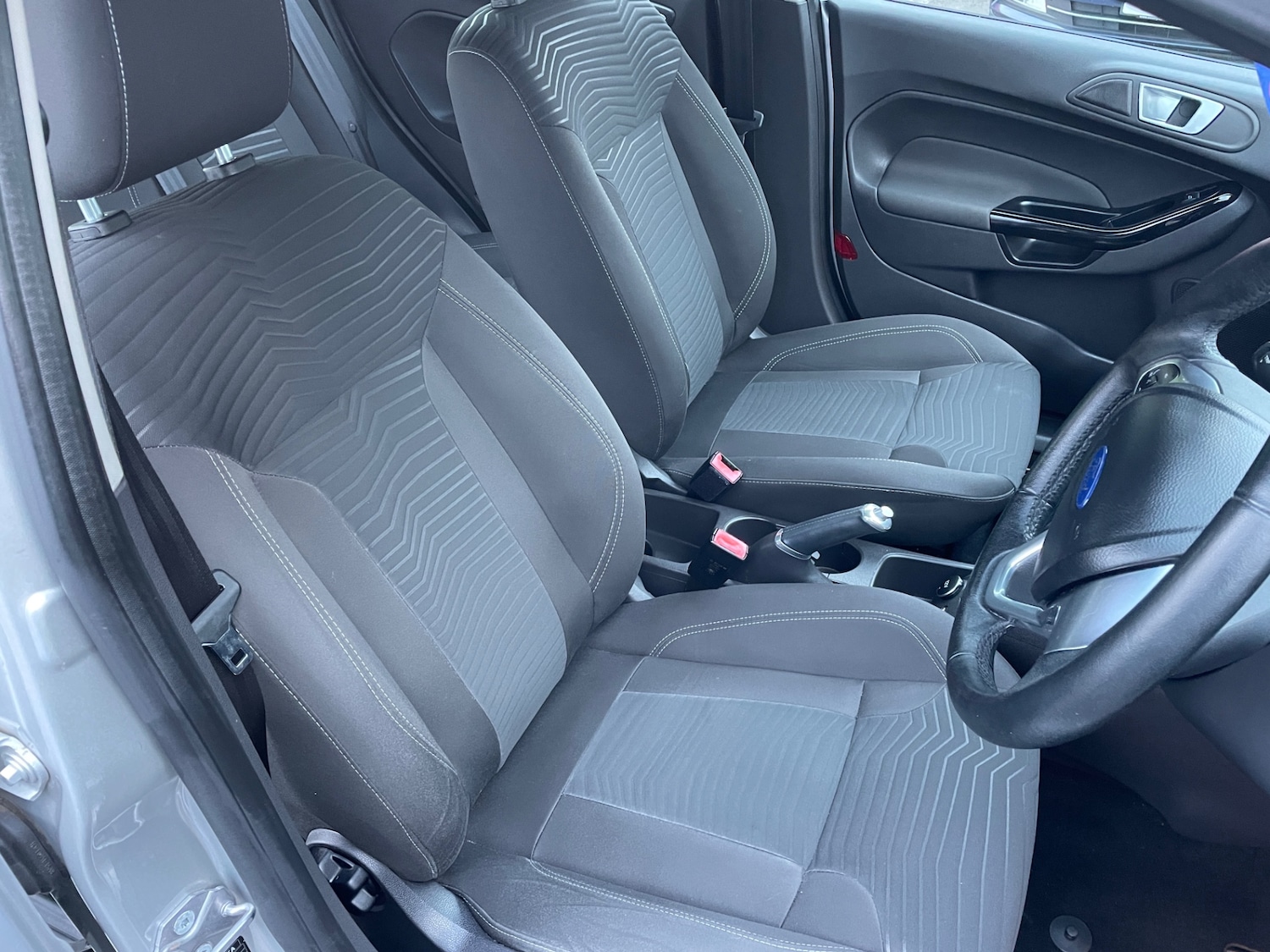 Used Ford Fiesta 2015 for sale - 76861908: Photo 14