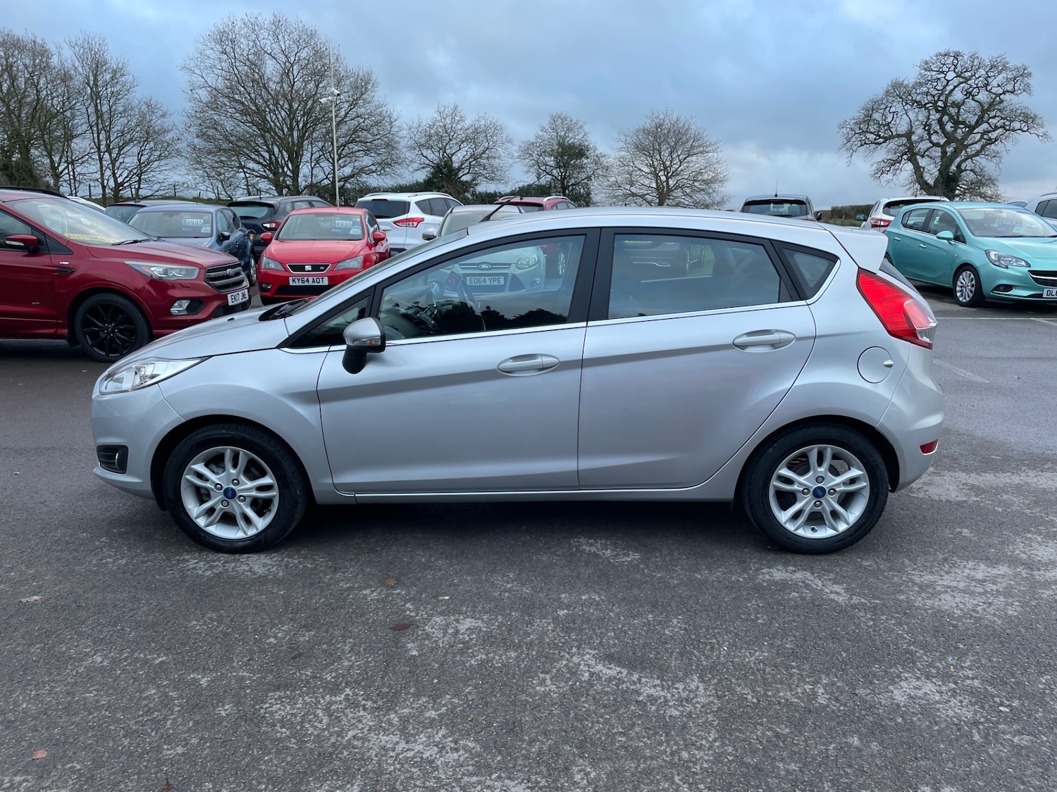 Used Ford Fiesta 2015 for sale - 76861908: Photo 8