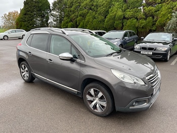 Used Peugeot 2008 2015 for sale - 76451986: Photo