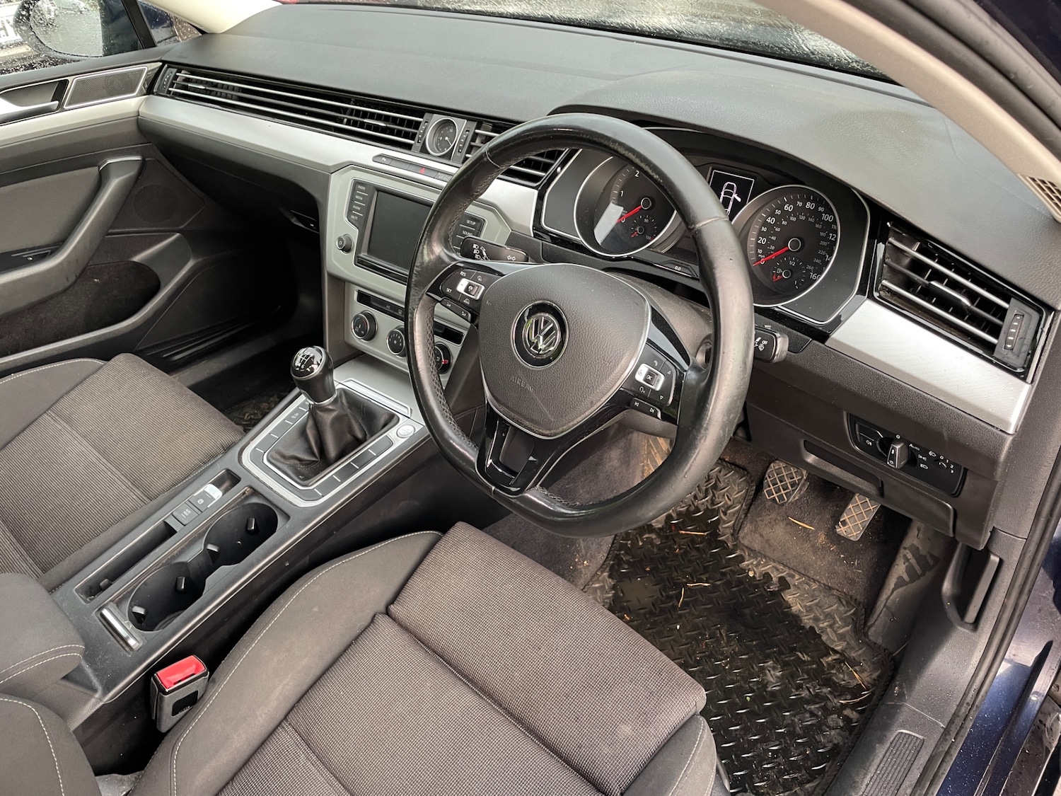 Used Volkswagen Passat 2015 for sale - 76322074: Photo 11