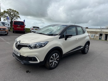 Used Renault Captur 2019 for sale - 78267021: Photo