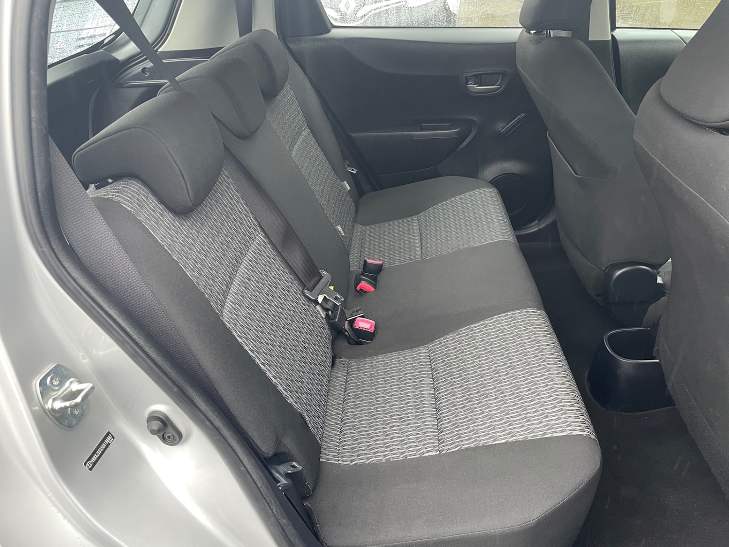 Used Toyota Yaris 2013 for sale - 77790233: Photo 13