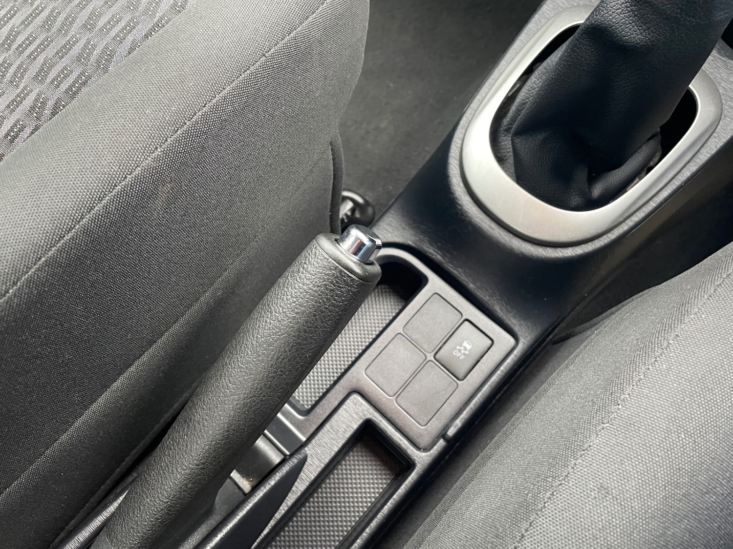 Used Toyota Yaris 2013 for sale - 77790233: Photo 18