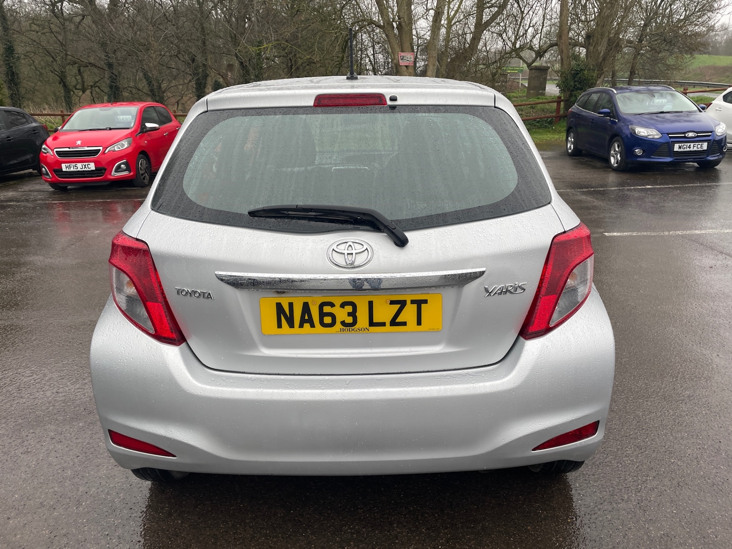 Used Toyota Yaris 2013 for sale - 77790233: Photo 4