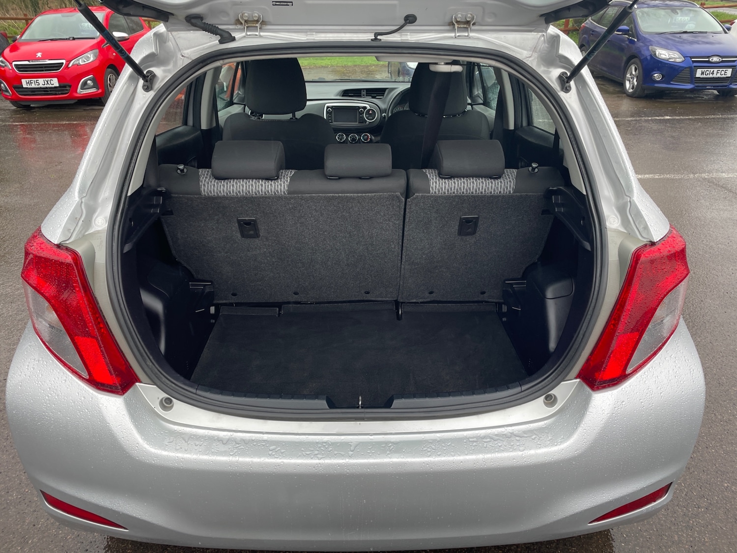 Used Toyota Yaris 2013 for sale - 77790233: Photo 5