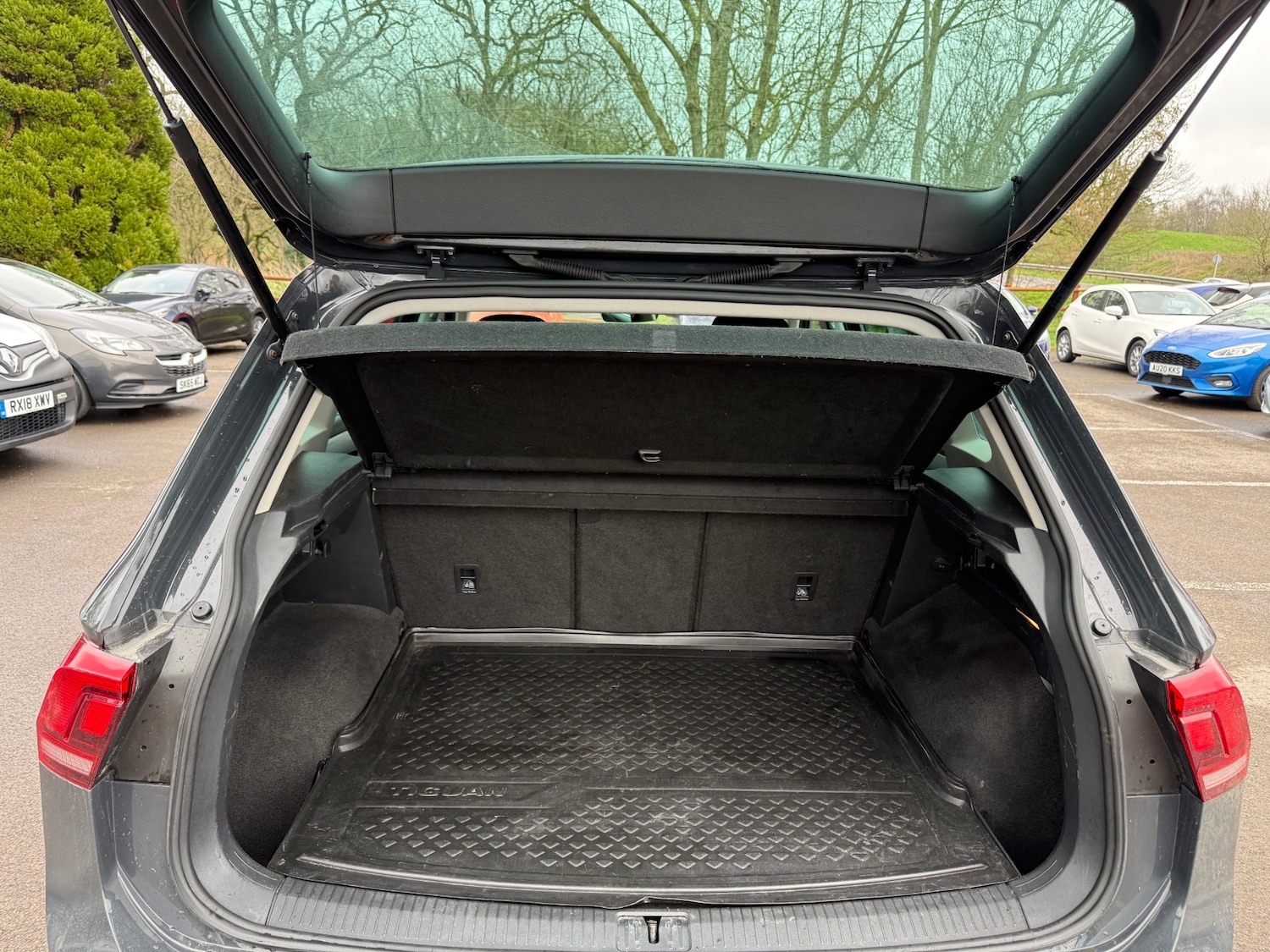 Used Volkswagen Tiguan 2018 for sale - 77803477: Photo 5