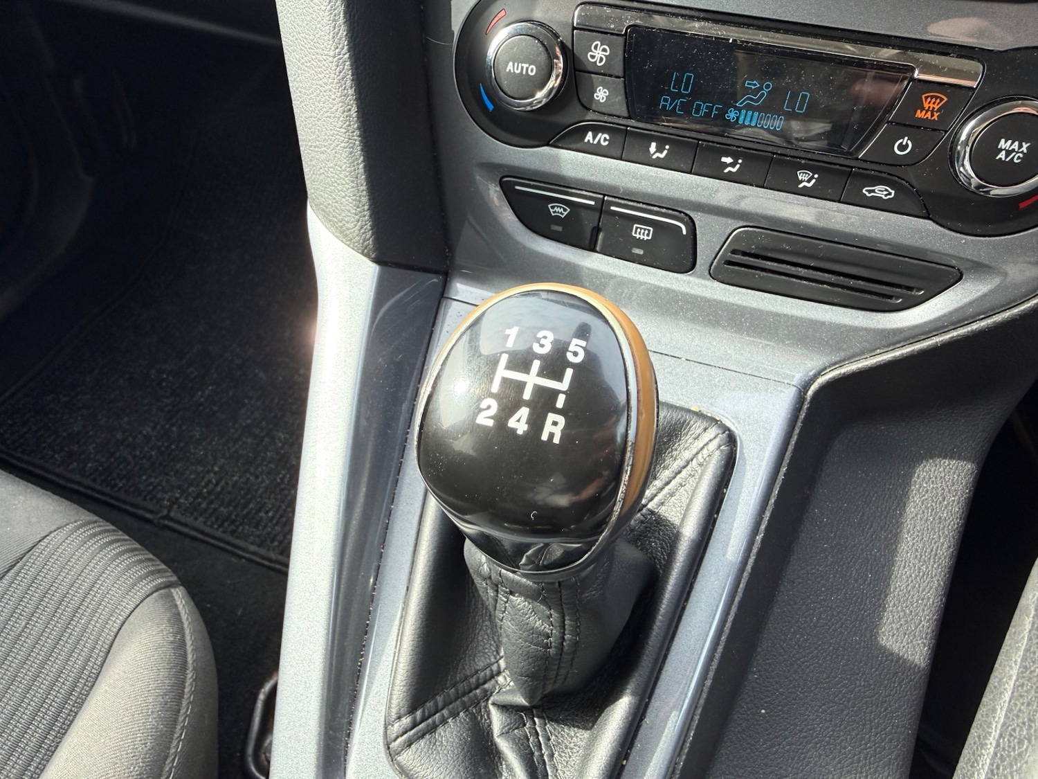 Used Ford Focus 2011 for sale - 77983917: Photo 17