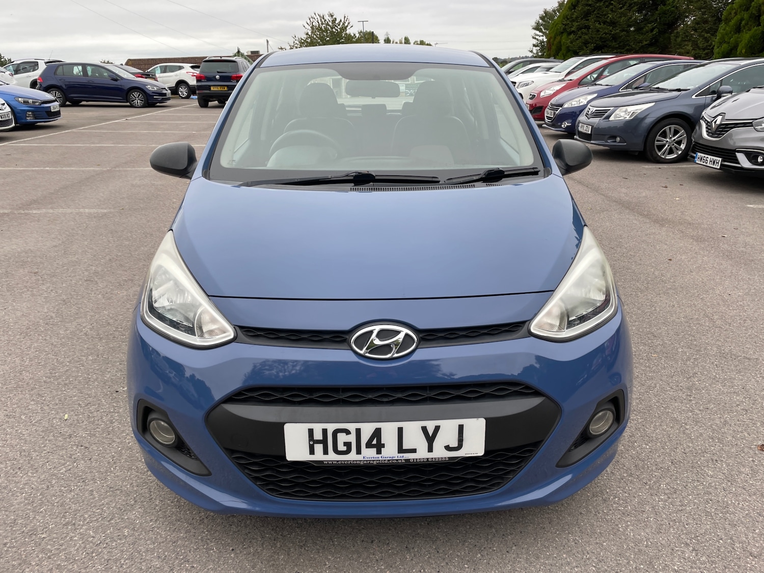 Used Hyundai i10 2014 for sale - 76275980: Photo 8