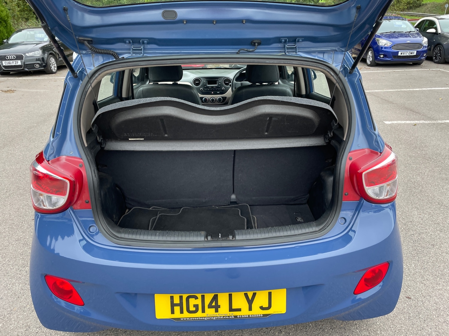 Used Hyundai i10 2014 for sale - 76275980: Photo 9