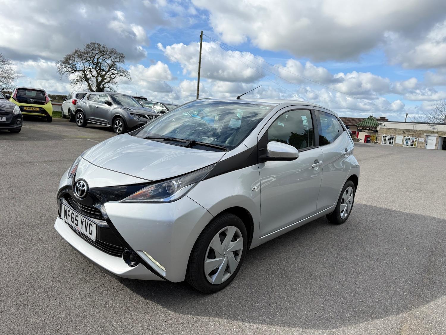 Used Toyota AYGO 2015 for sale - 78025330: Photo 1