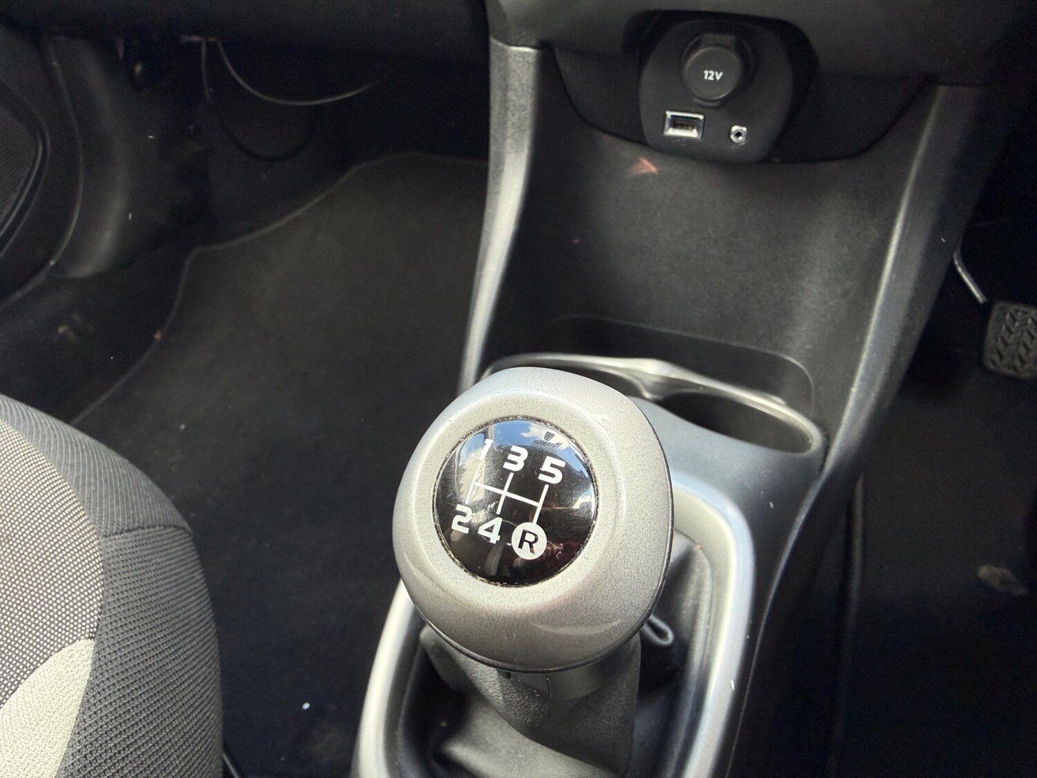 Used Toyota AYGO 2015 for sale - 78025330: Photo 17