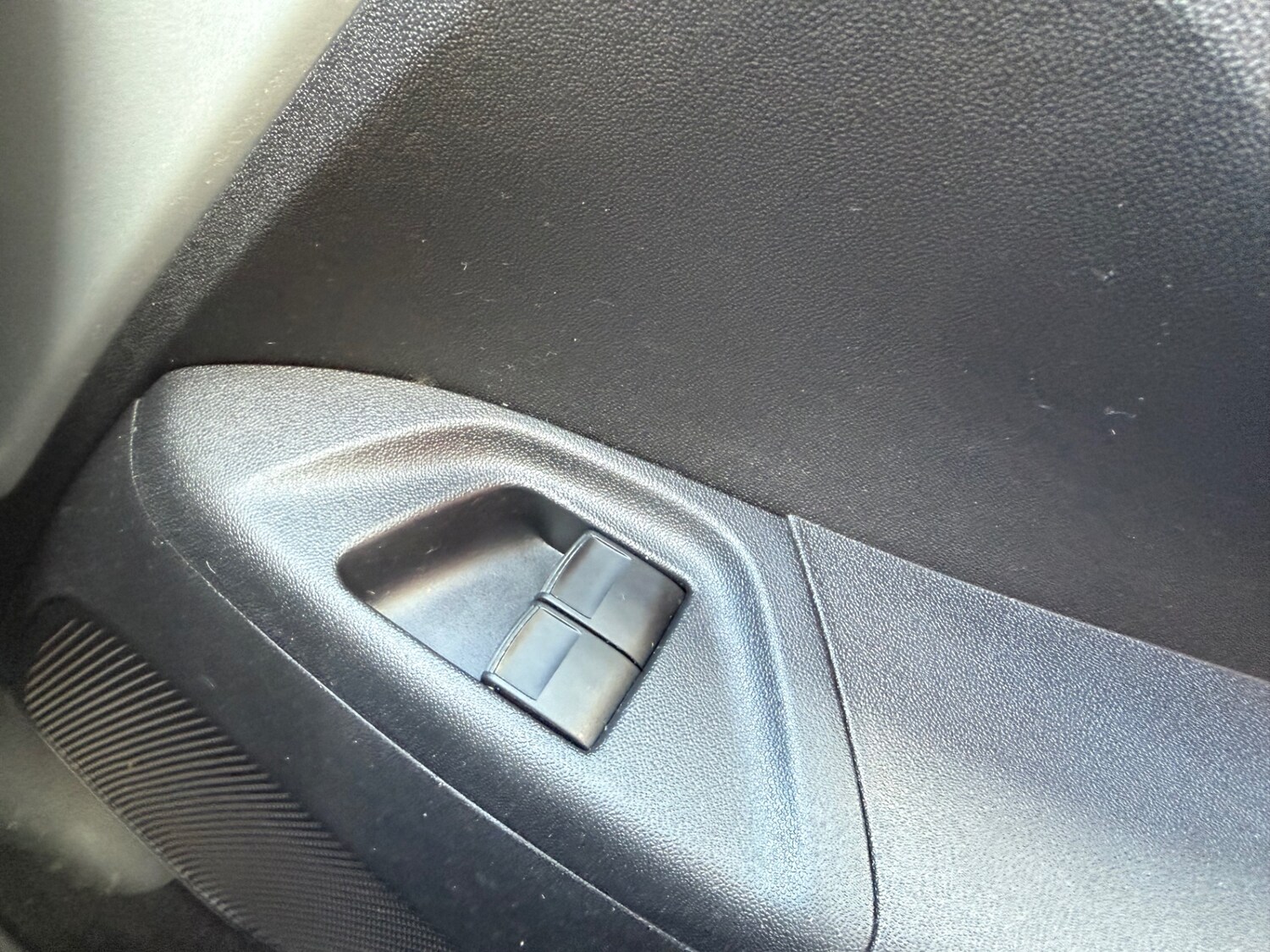 Used Toyota AYGO 2015 for sale - 78025330: Photo 21