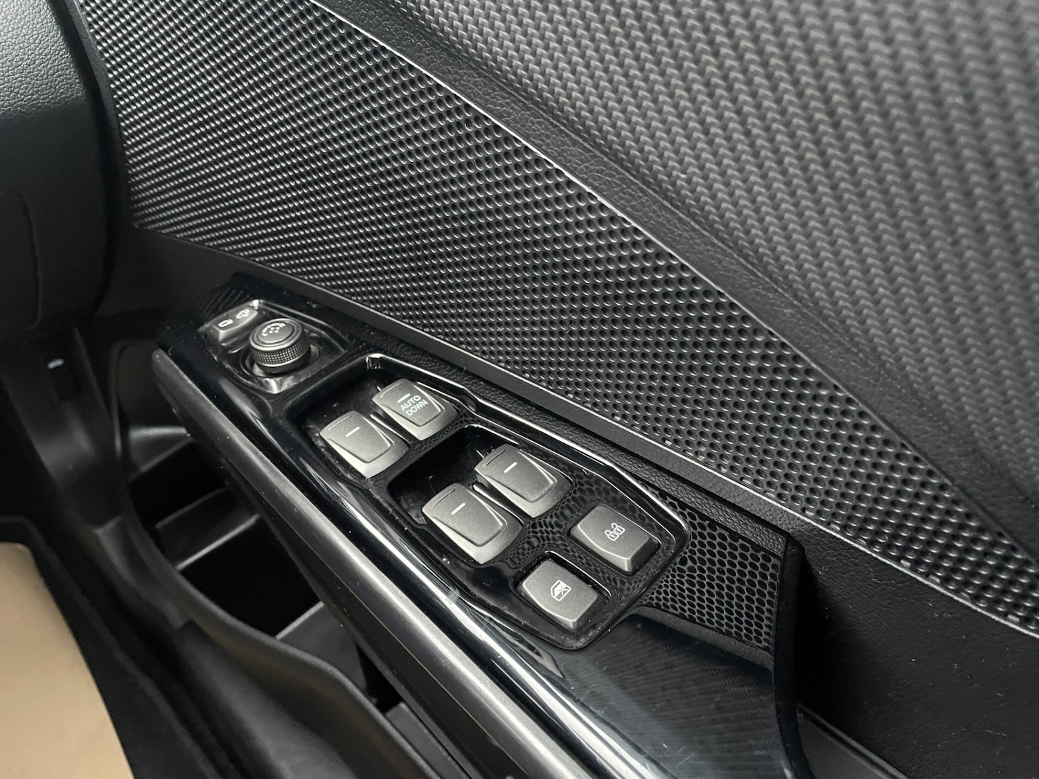 Used Ssangyong Tivoli 2021 for sale - 77168004: Photo 21